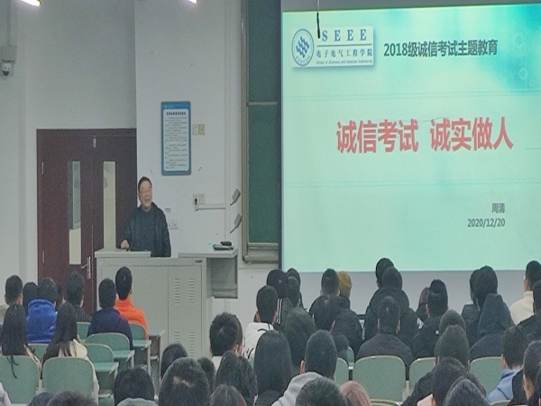周清.jpg