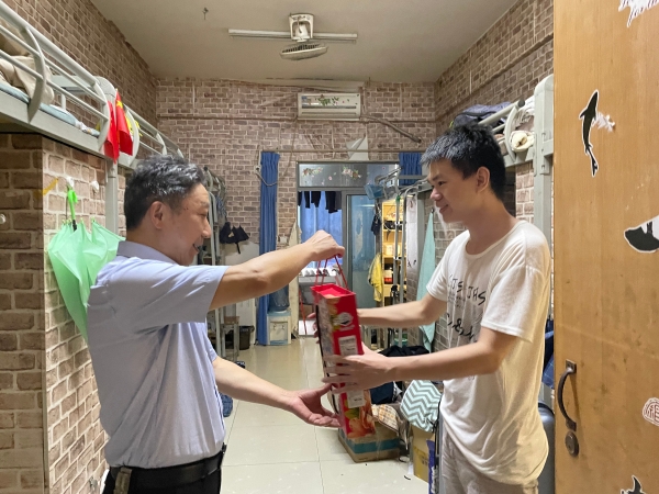石东平.jpg