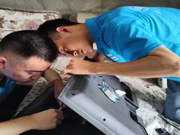 7.进户维修.jpg