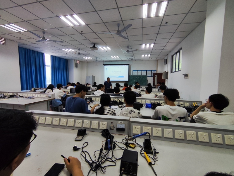 fOQC_1684983215653037287.jpg