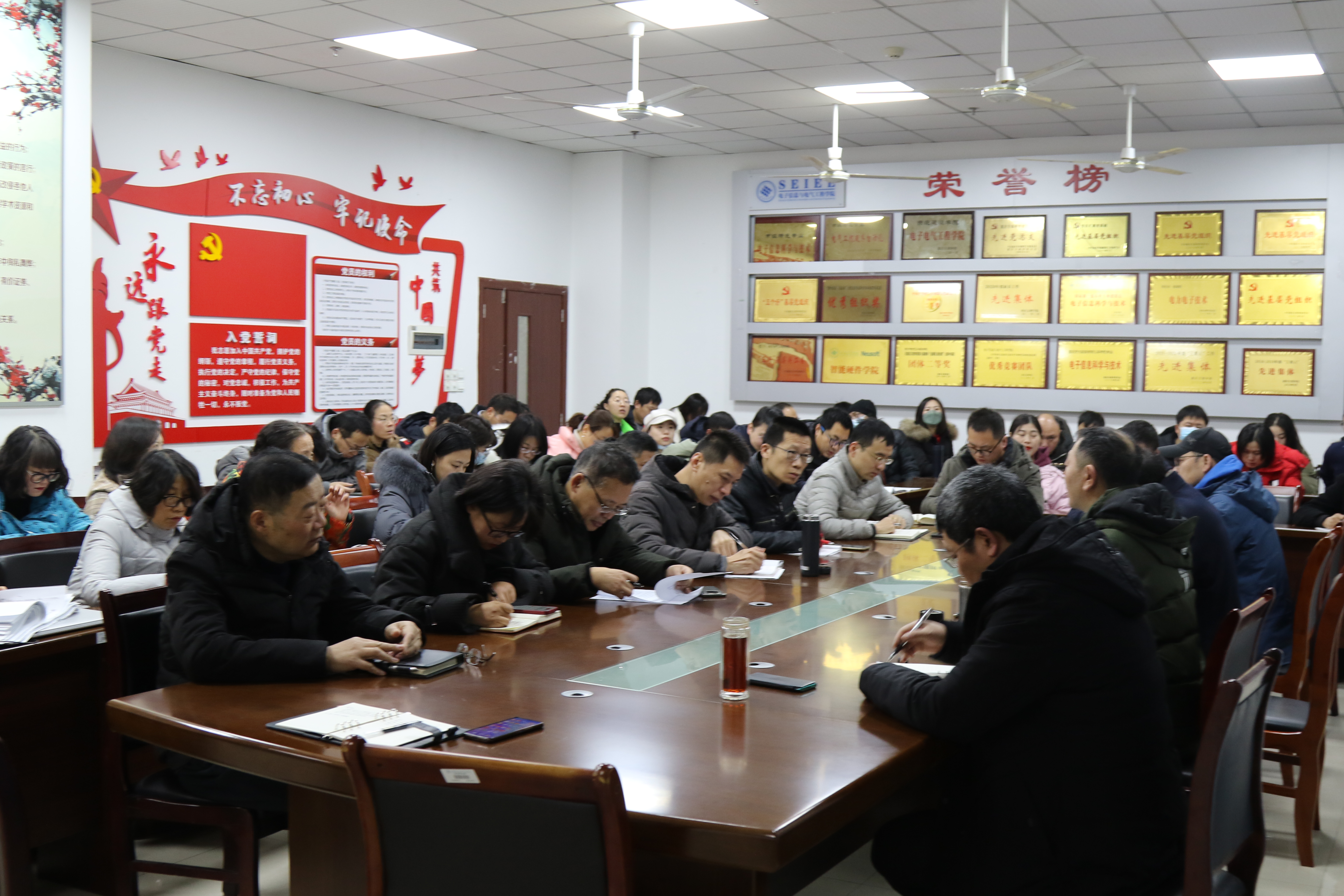 IFes_1706430383301020621.jpg