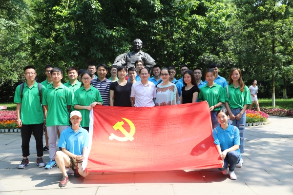 四（走进伟人故居传承革命精神）（2）.jpg